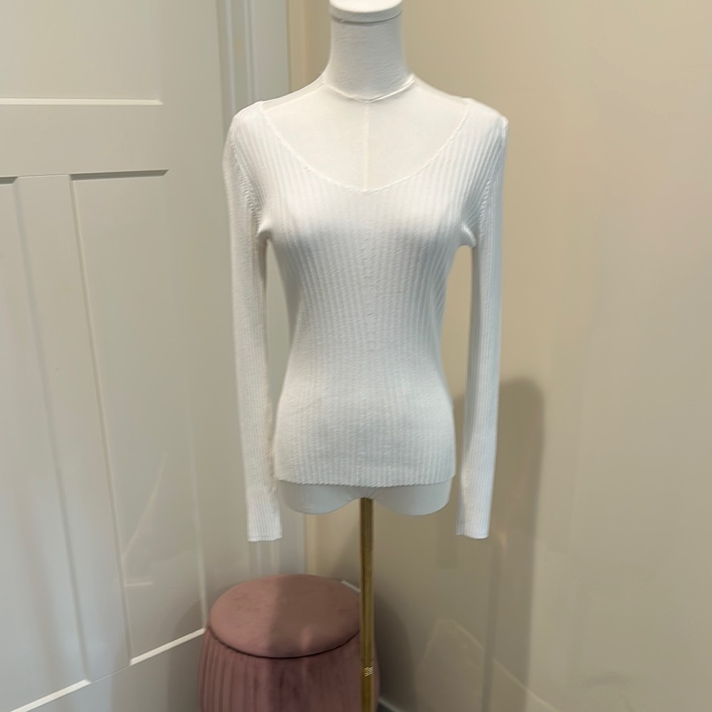 Club Monaco White Ribbed Knit Top